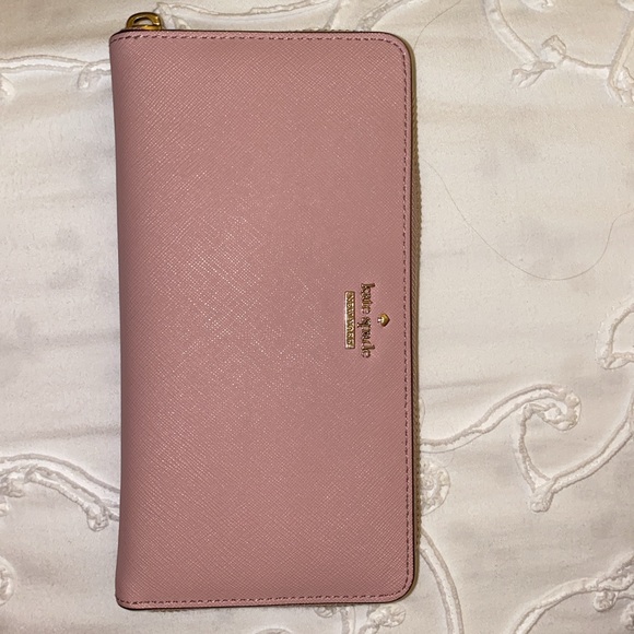 kate spade Handbags - Kate Spade Wallet